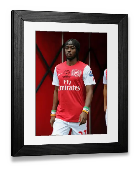 Framed Print : Gervinho (Arsenal). Arsenal 3: 0 West Bromwich Albion. Barclays Premier League