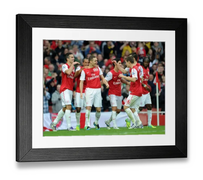 Framed Print : Thomas Vermaelen's Double: Arsenal's 3-0 Victory Over West Bromwich Albion in the Premier League