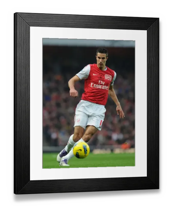 Framed Print : Robin van Persie in Action: Arsenal vs. West Bromwich Albion, 2011-12 Premier League