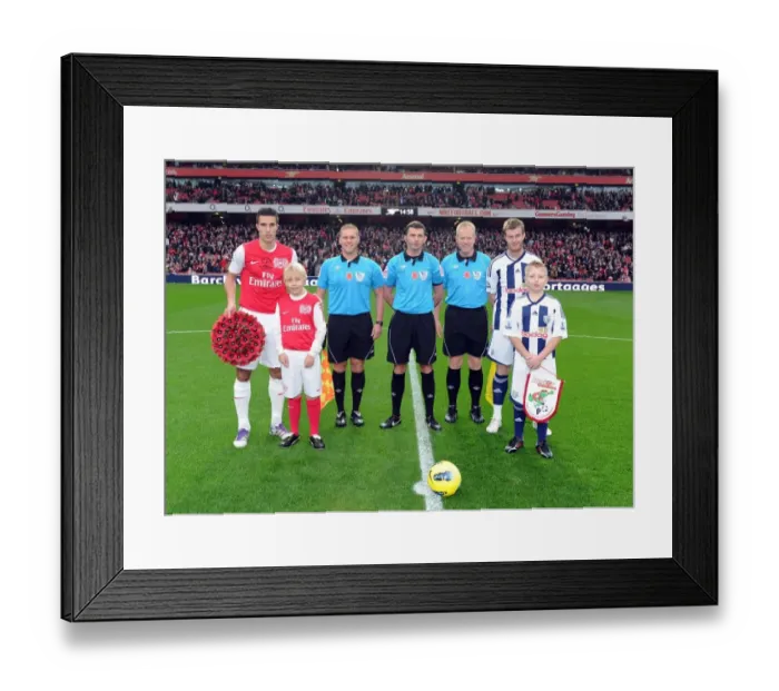 Framed Print : Arsenal vs. West Bromwich Albion: Premier League Showdown at Emirates Stadium (November 2011) Framed Print : Arsenal vs. West Bromwich Albion: Premier League Showdown at Emirates Stadium (November 2011)