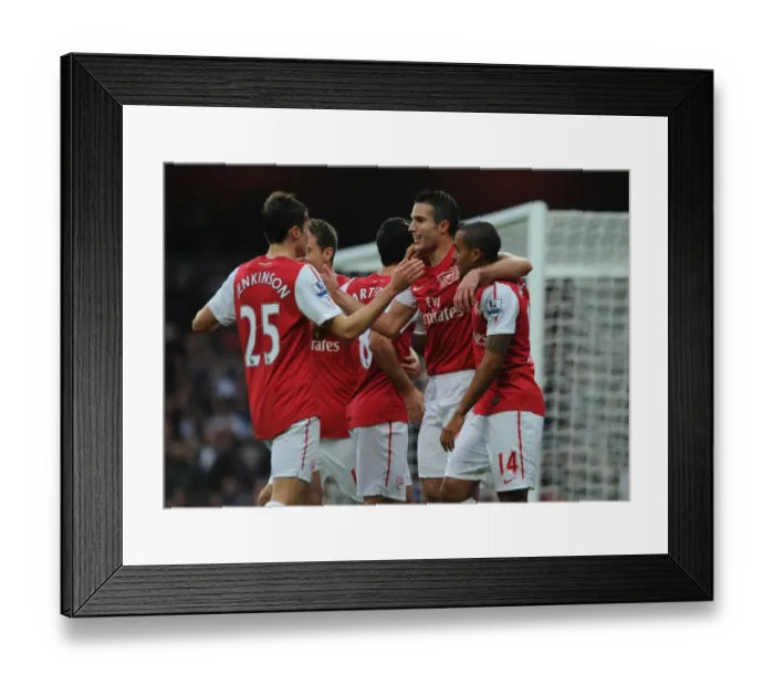 Framed Print : Arsenal's Van Persie Scores First Goal vs. West Bromwich Albion (2011-12) Framed Print : Arsenal's Van Persie Scores First Goal vs. West Bromwich Albion (2011-12)