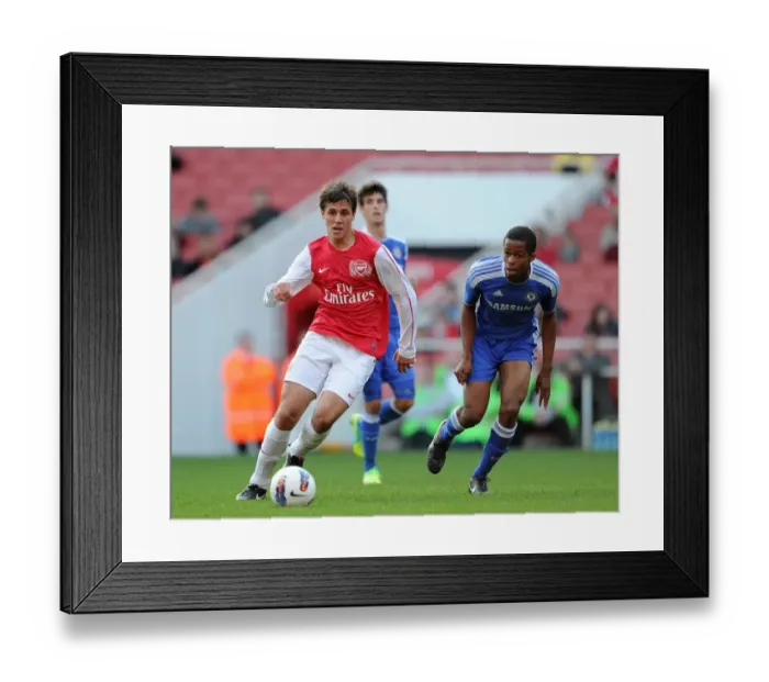 Framed Print : Alban Bunjaku (Arsenal) Archange Nkumu (Chelsea). Arsenal U18 1: 0 Chelsea U18