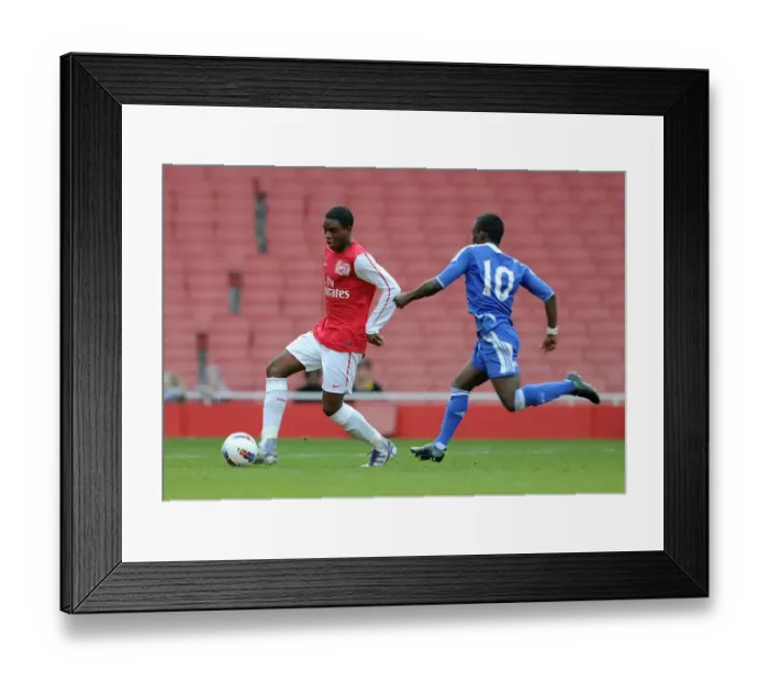 Framed Print : Kyle Ebecilio (Arsenal) Islam Feruz (Chelsea). Arsenal U18 1: 0 Chelsea U18 Framed Print : Kyle Ebecilio (Arsenal) Islam Feruz (Chelsea). Arsenal U18 1: 0 Chelsea U18