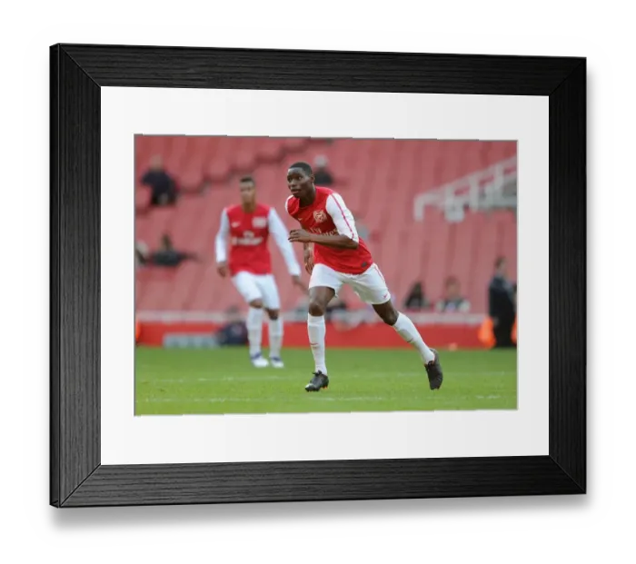 Framed Print : Jordan Wynter (Arsenal). Arsenal U18 1: 0 Chelsea U18. Friendly Match. Emirates Stadium, 23  /  10  /  11