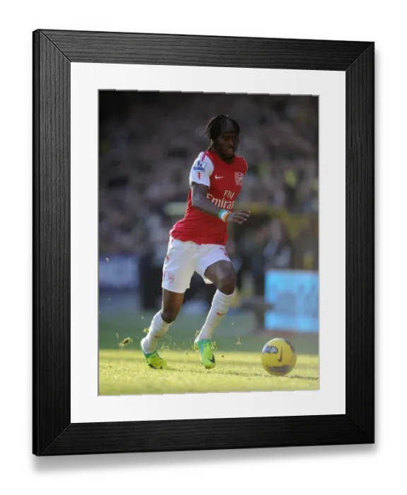 Framed Print : Gervinho's Strike: Norwich City vs. Arsenal, Premier League 2011-12 Framed Print : Gervinho's Strike: Norwich City vs. Arsenal, Premier League 2011-12