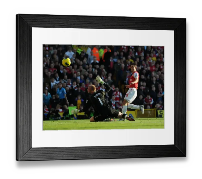 Framed Print : Robin van Persie Scores Arsenal's Second Goal Against Norwich City (Premier League 2011-12)