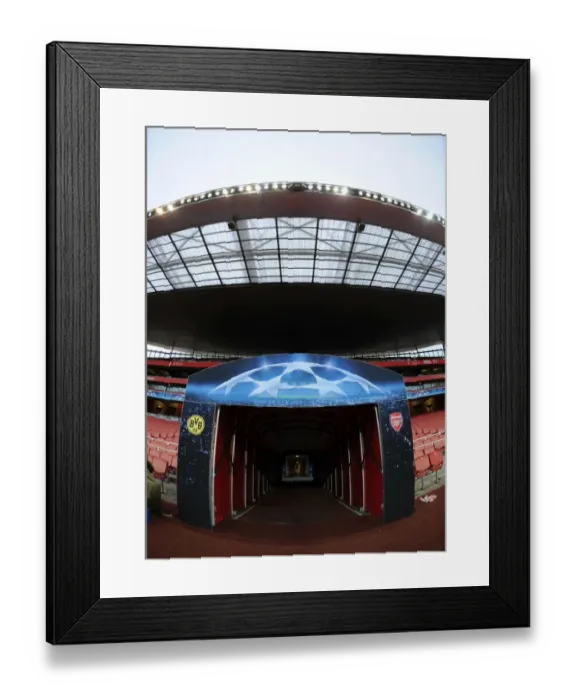 Framed Print : Champions League Clash: Arsenal FC vs Borussia Dortmund (2011-12)