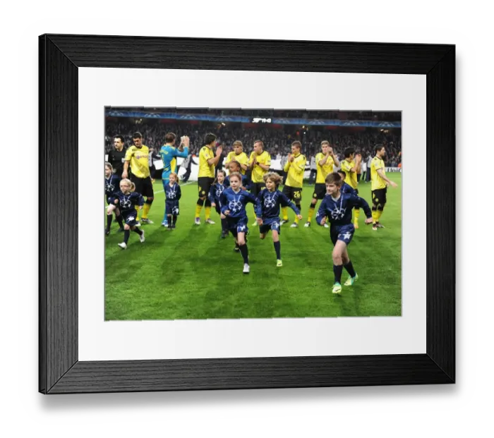 Framed Print : Champions League Clash: Arsenal FC vs. Borussia Dortmund at Emirates Stadium (2011-12) Framed Print : Champions League Clash: Arsenal FC vs. Borussia Dortmund at Emirates Stadium (2011-12)