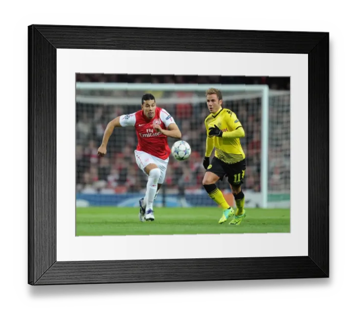 Framed Print : Andre Santos vs. Mario Gotze: Arsenal's 2-0 Victory over Borussia Dortmund in the UEFA Champions League (Group F, Emirates Stadium, 23 / 11 / 11)