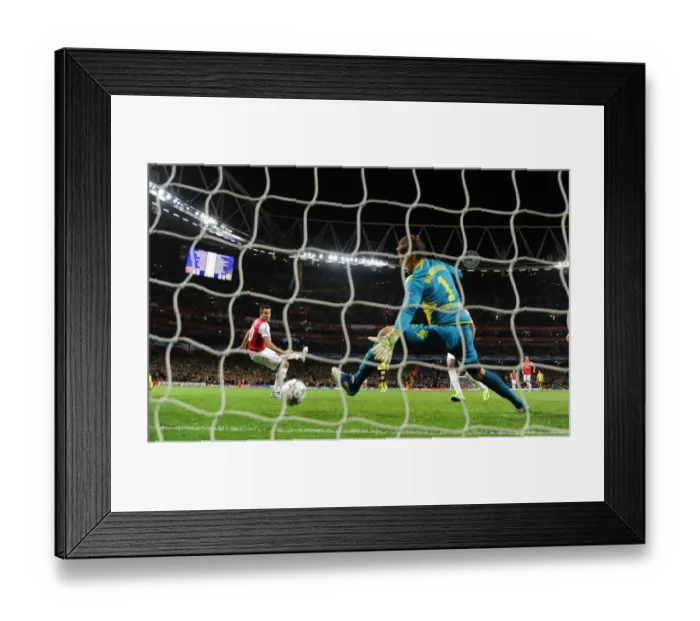 Framed Print : Robin van Persie Scores Against Roman Weidenfeller: Arsenal vs Borussia Dortmund, UEFA Champions League, 2011 Framed Print : Robin van Persie Scores Against Roman Weidenfeller: Arsenal vs Borussia Dortmund, UEFA Champions League, 2011
