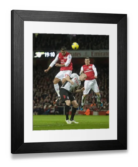 Framed Print : Thomas Vermaelen Scores the Goal: Arsenal vs. Fulham (2011-12) Framed Print : Thomas Vermaelen Scores the Goal: Arsenal vs. Fulham (2011-12)