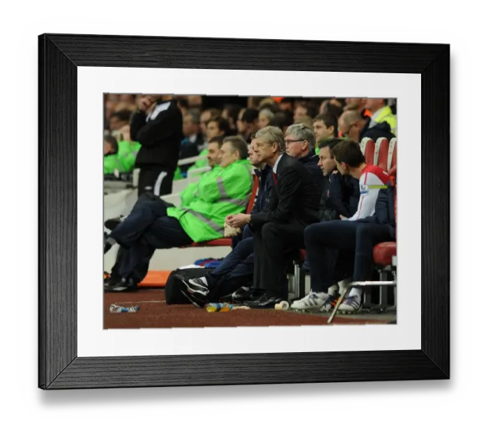 Framed Print : Arsene Wenger Leads Arsenal Against Fulham in the 2011-12 Premier League Framed Print : Arsene Wenger Leads Arsenal Against Fulham in the 2011-12 Premier League