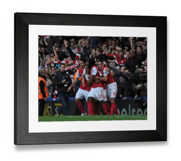 Framed Print : Theo Walcott's Hat-Trick: Arsenal's Thrilling 5-3 Victory Over Chelsea
