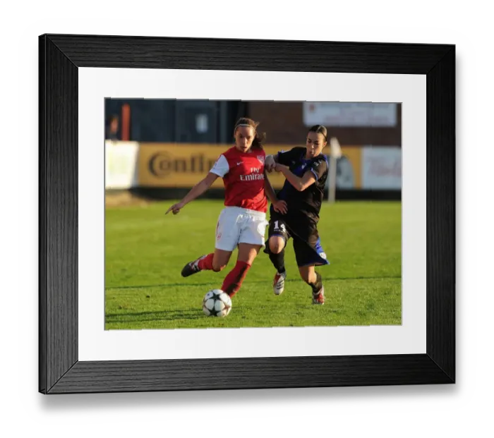 Framed Print : Arsenal Ladies FC v Rayo Vallecano - UEFA Womens Champions League: Round of 16 Second Leg