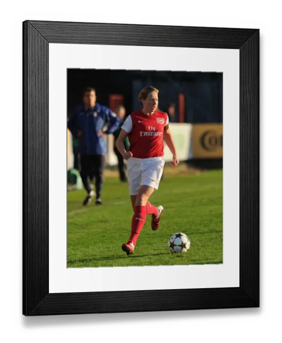 Framed Print : Jayne Ludlow (Arsenal). Arsenal Ladies 5: 1 Rayo Vallecano. Womens UEFA Champions League