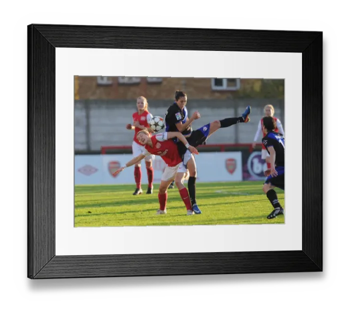 Framed Print : Arsenal Women's Dominance: Ellen White's Double Strike Leads 5-1 Victory Over Rayo Vallecano in UEFA Champions League