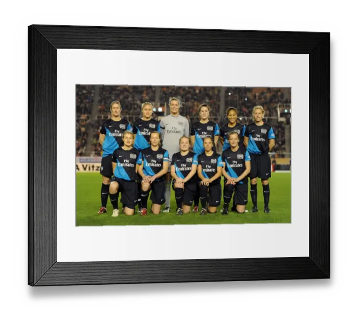 Framed Print : Arsenal Ladies vs INAC Kobe: 1-1 Charity Draw at Nishigaoka Stadium, Tokyo (November 30, 2011)