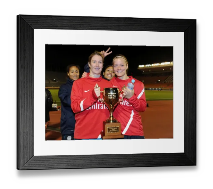Framed Print : Arsenal Ladies Celebrate Hard-Fought Draw Against INAC Kobe with Stars Chiara Grant, Katie Chapman, Rachel Yankey, and Alex Scott