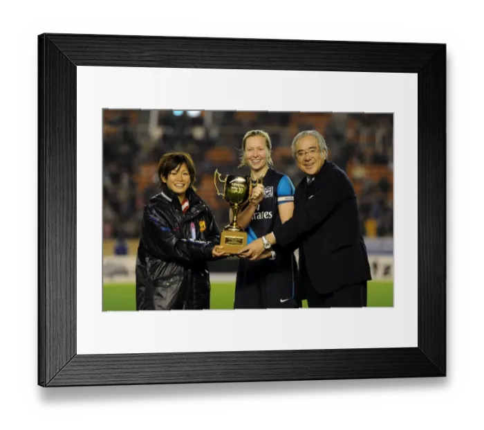 Framed Print : Nahomi Kawasumi vs Jayne Ludlow: A 1-1 Stalemate in the Charity Match between INAC Kobe and Arsenal Ladies at Nishigaoka Stadium, Tokyo Framed Print : Nahomi Kawasumi vs Jayne Ludlow: A 1-1 Stalemate in the Charity Match between INAC Kobe and Arsenal Ladies at Nishigaoka Stadium, Tokyo