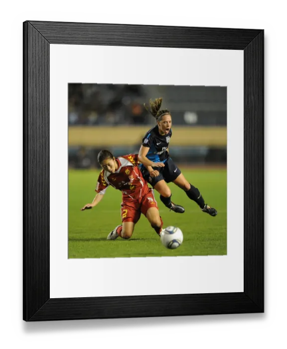Framed Print : Arsenal's Jordan Nobbs Ties with INAC Kobe's Junko Kai in Charity Match Framed Print : Arsenal's Jordan Nobbs Ties with INAC Kobe's Junko Kai in Charity Match