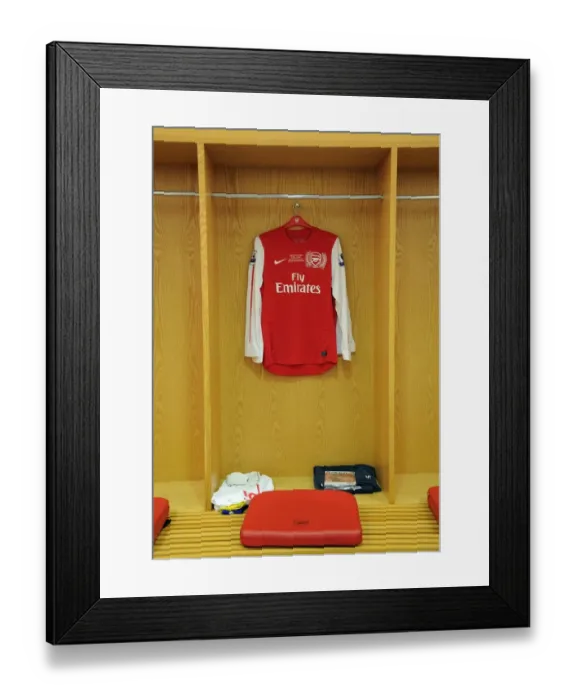Framed Print : Arsenal's 125th Anniversary: A Premier League Celebration vs. Everton at Emirates Stadium (2011)