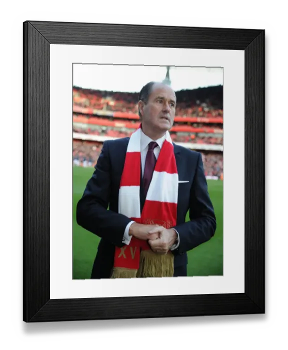 Framed Print : George Graham Returns: Arsenal v Everton, Premier League 2011-12 Framed Print : George Graham Returns: Arsenal v Everton, Premier League 2011-12
