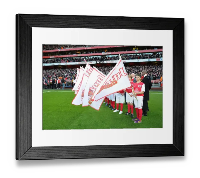 Framed Print : Jnr Gunners Pre-Match Activities: Arsenal vs. Everton (2011-12), Emirates Stadium, London