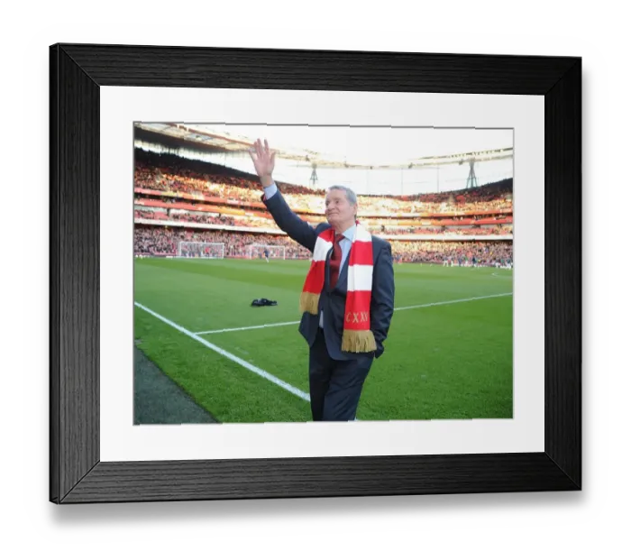 Framed Print : Arsenal Legend Frank McLintock at Arsenal vs. Everton, Premier League 2011-12 Framed Print : Arsenal Legend Frank McLintock at Arsenal vs. Everton, Premier League 2011-12