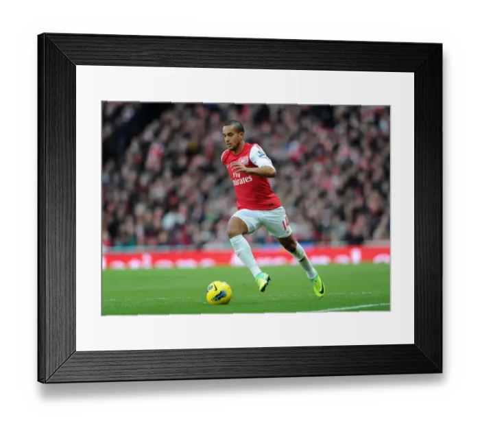 Framed Print : Theo Walcott in Action: Arsenal vs. Everton, Premier League 2011-12 Framed Print : Theo Walcott in Action: Arsenal vs. Everton, Premier League 2011-12