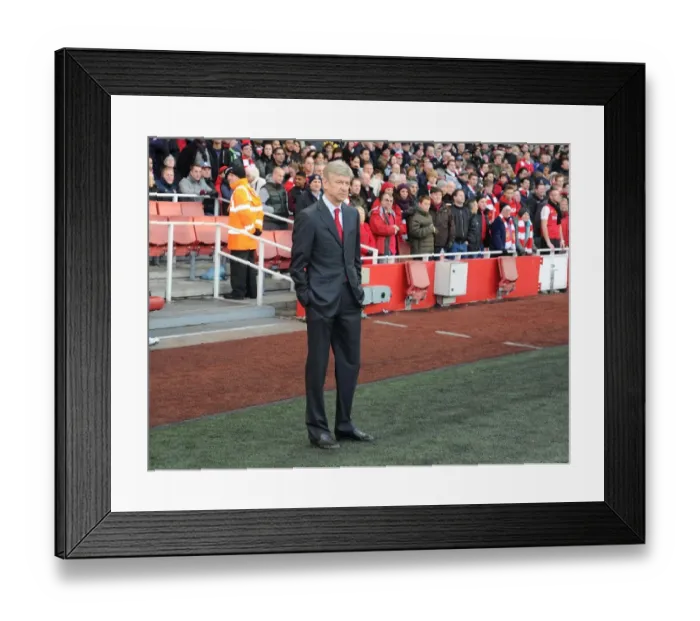 Framed Print : Arsene Wenger, Arsenal Manager: Arsenal vs Everton, Premier League 2011-12 Framed Print : Arsene Wenger, Arsenal Manager: Arsenal vs Everton, Premier League 2011-12
