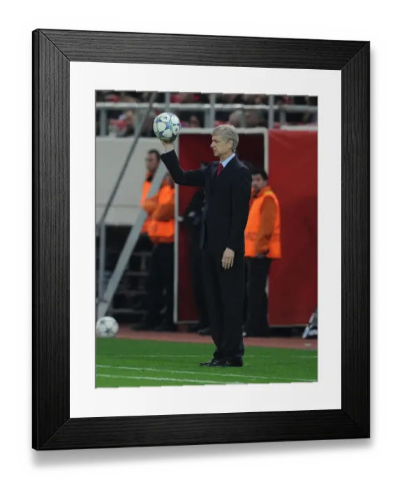 Framed Print : Arsene Wenger: Focused at Olympiacos vs Arsenal, UEFA Champions League (December 2011) Framed Print : Arsene Wenger: Focused at Olympiacos vs Arsenal, UEFA Champions League (December 2011)