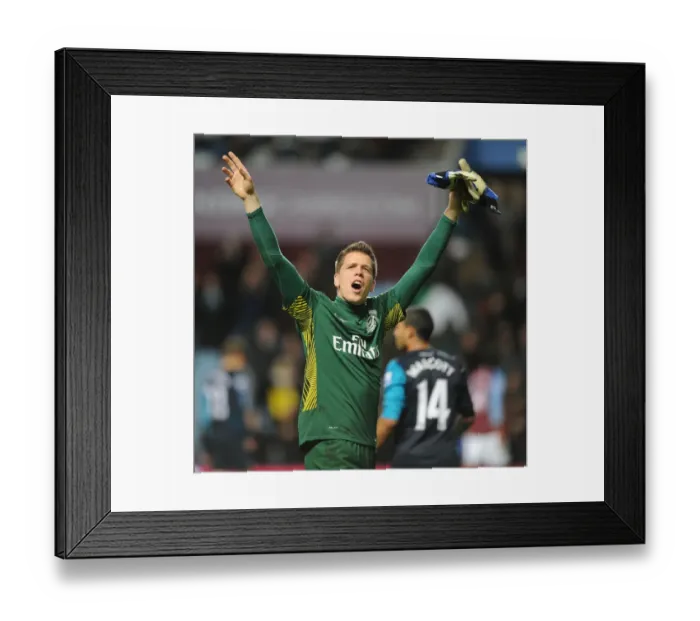 Framed Print : Wojciech Szczesny's Victory Celebration: Aston Villa vs. Arsenal, Premier League 2011-12 Framed Print : Wojciech Szczesny's Victory Celebration: Aston Villa vs. Arsenal, Premier League 2011-12