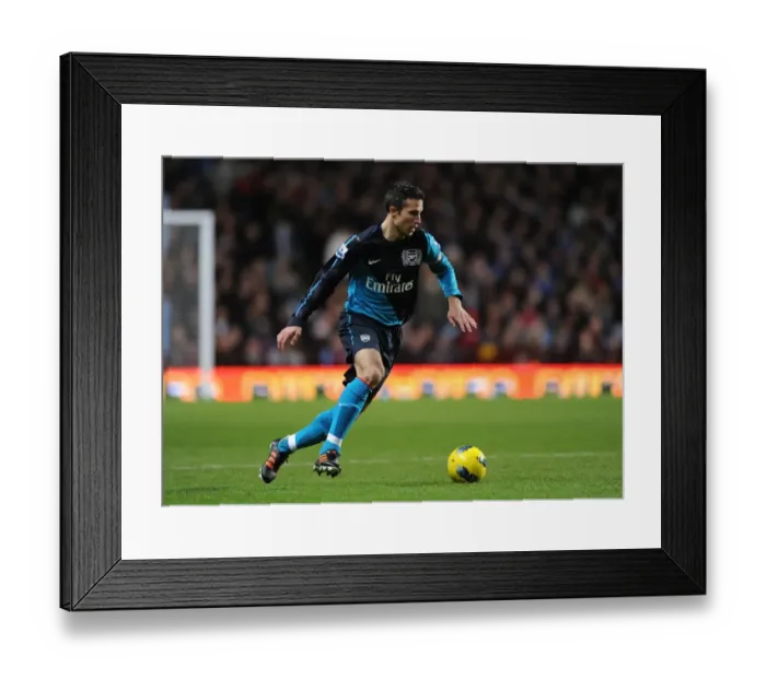 Framed Print : Robin van Persie: In Action Against Aston Villa, Premier League 2011-12