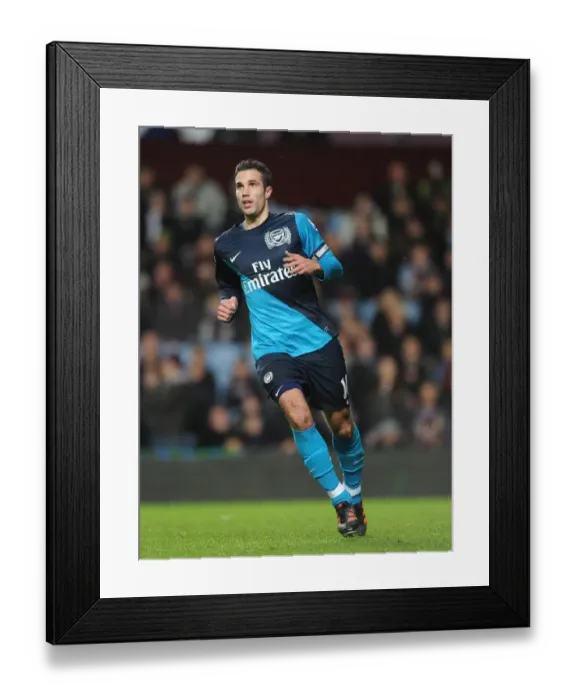 Framed Print : Robin van Persie in Action: Arsenal vs. Aston Villa, Premier League 2011-12