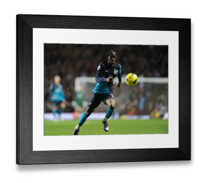 Framed Print : Gervinho in Action: Arsenal vs. Aston Villa, Premier League 2011-12