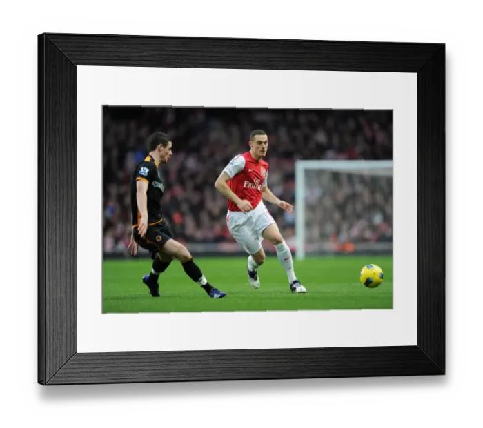 Framed Print : Thomas Vermaelen (Arsenal) Anthony Forde (Wolves). Arsenal 1: 1 Wolverhampton Wanderers