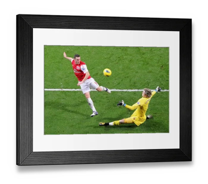 Framed Print : Vermaelen's Shot Saved by Hennessy: Arsenal vs. Wolverhampton Wanderers, Premier League (2011-2012)