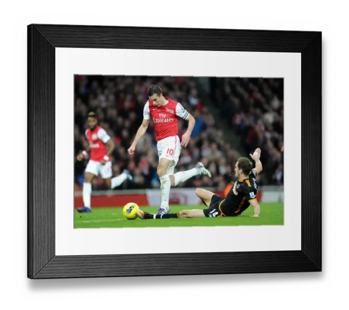 Framed Print : Arsenal's Robin van Persie Battles Roger Johnson in 2011-2012 Premier League Clash