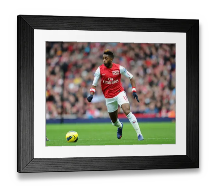 Framed Print : Alex Song in Action for Arsenal Against Queens Park Rangers, 2011-12 Premier League