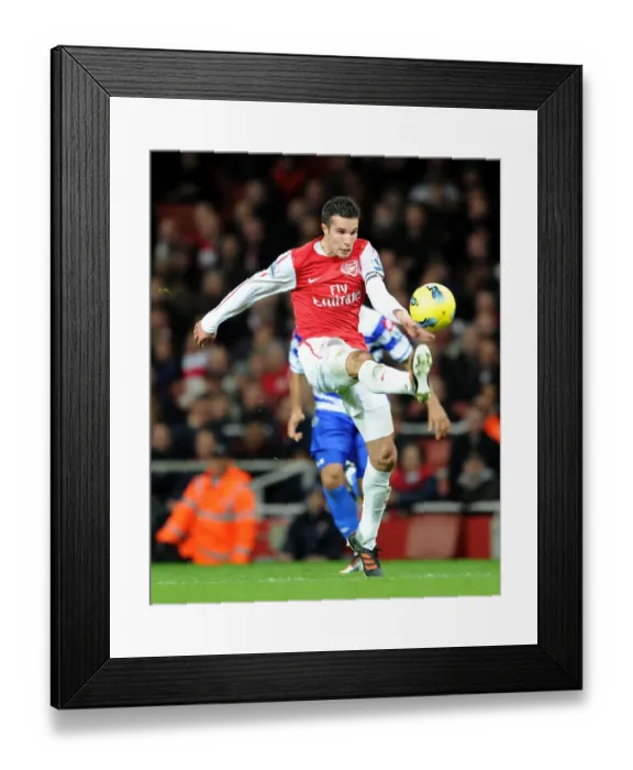 Framed Print : Robin van Persie in Action: Arsenal vs. Queens Park Rangers, Premier League 2011-12