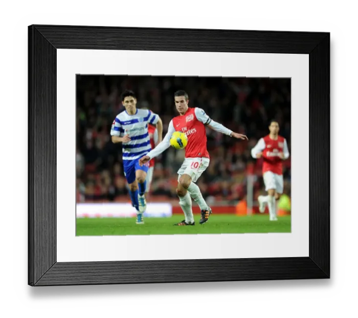 Framed Print : Robin van Persie in Action: Arsenal vs. Queens Park Rangers (2011-12) Framed Print : Robin van Persie in Action: Arsenal vs. Queens Park Rangers (2011-12)