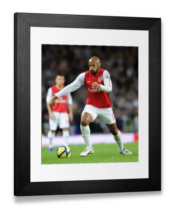 Framed Print : Thierry Henry in Action: Arsenal vs Leeds United, FA Cup 2011-12