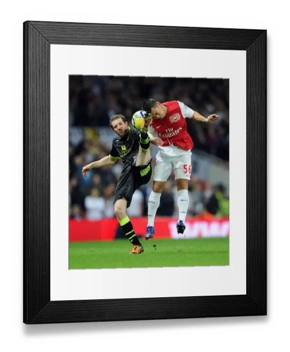 Framed Print : Arsenal vs Leeds United: FA Cup Battle at Emirates Stadium