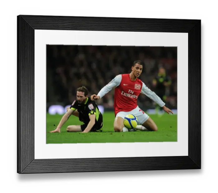 Framed Print : Arsenal vs Leeds United: FA Cup Showdown - Chamakh vs White Framed Print : Arsenal vs Leeds United: FA Cup Showdown - Chamakh vs White