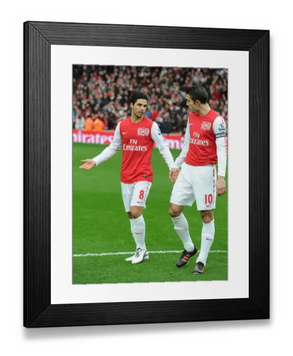 Framed Print : Arsenal's Mikel Arteta and Robin van Persie Before Arsenal v Queens Park Rangers, Premier League 2011-12