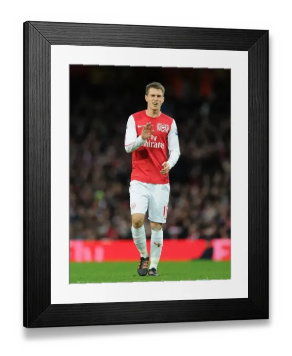 Framed Print : Aaron Ramsey: In Action for Arsenal Against Queens Park Rangers (2011-12) Framed Print : Aaron Ramsey: In Action for Arsenal Against Queens Park Rangers (2011-12)