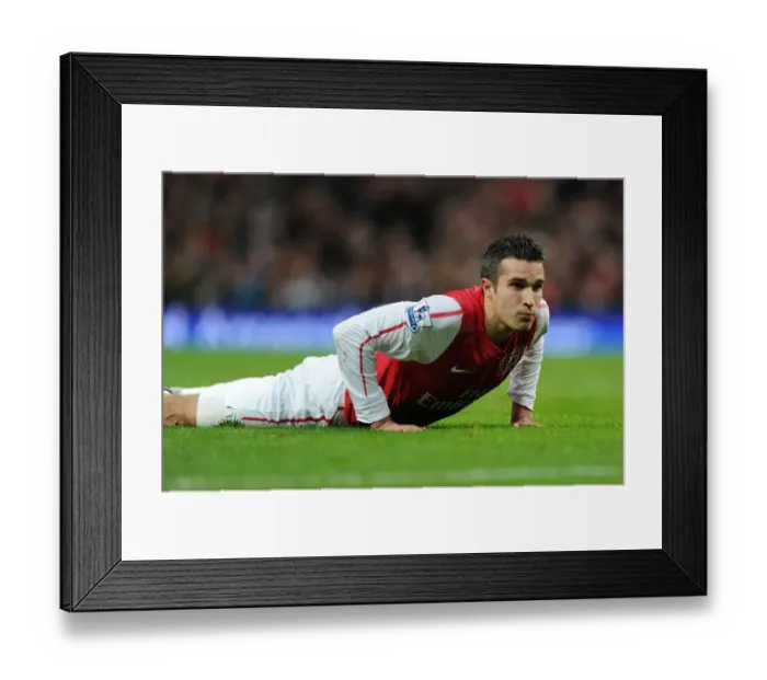 Framed Print : Robin van Persie in Action: Arsenal vs. Queens Park Rangers (2011-12) Framed Print : Robin van Persie in Action: Arsenal vs. Queens Park Rangers (2011-12)