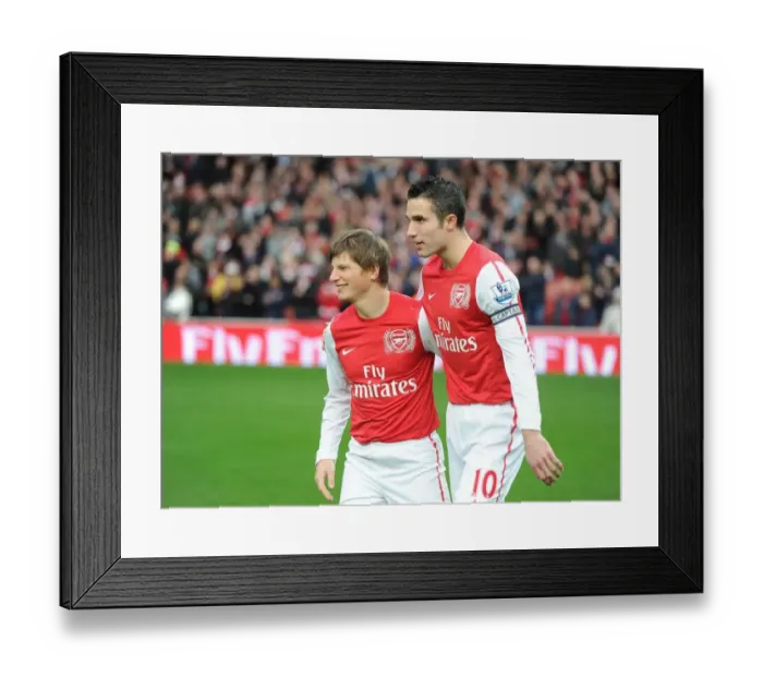 Framed Print : Arshavin and van Persie: Pre-Match Focus at Arsenal's Emirates Stadium (Arsenal v Queens Park Rangers, 2011-12) Framed Print : Arshavin and van Persie: Pre-Match Focus at Arsenal's Emirates Stadium (Arsenal v Queens Park Rangers, 2011-12)