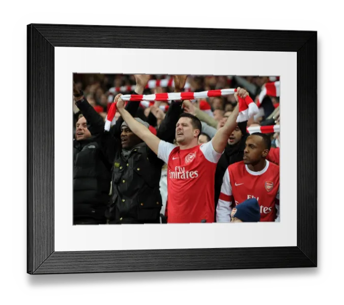 Framed Print : Arsenal fans. Arsenal 1: 2 Manchester United. Barclays Premier League. Emirates Stadium, 22 / 1 / 12 Framed Print : Arsenal fans. Arsenal 1: 2 Manchester United. Barclays Premier League. Emirates Stadium, 22 / 1 / 12