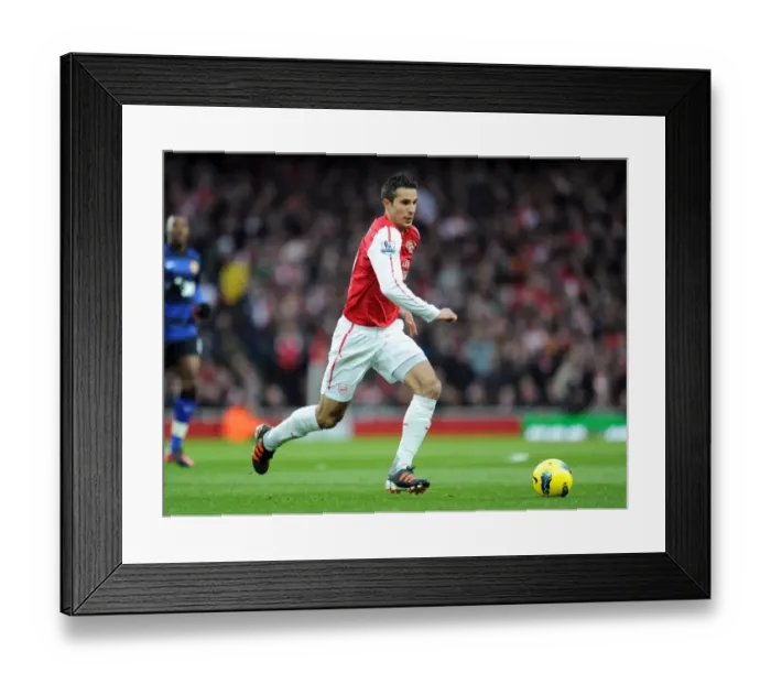 Framed Print : Robin van Persie: Arsenal vs Manchester United, Premier League Showdown (2011-12) Framed Print : Robin van Persie: Arsenal vs Manchester United, Premier League Showdown (2011-12)